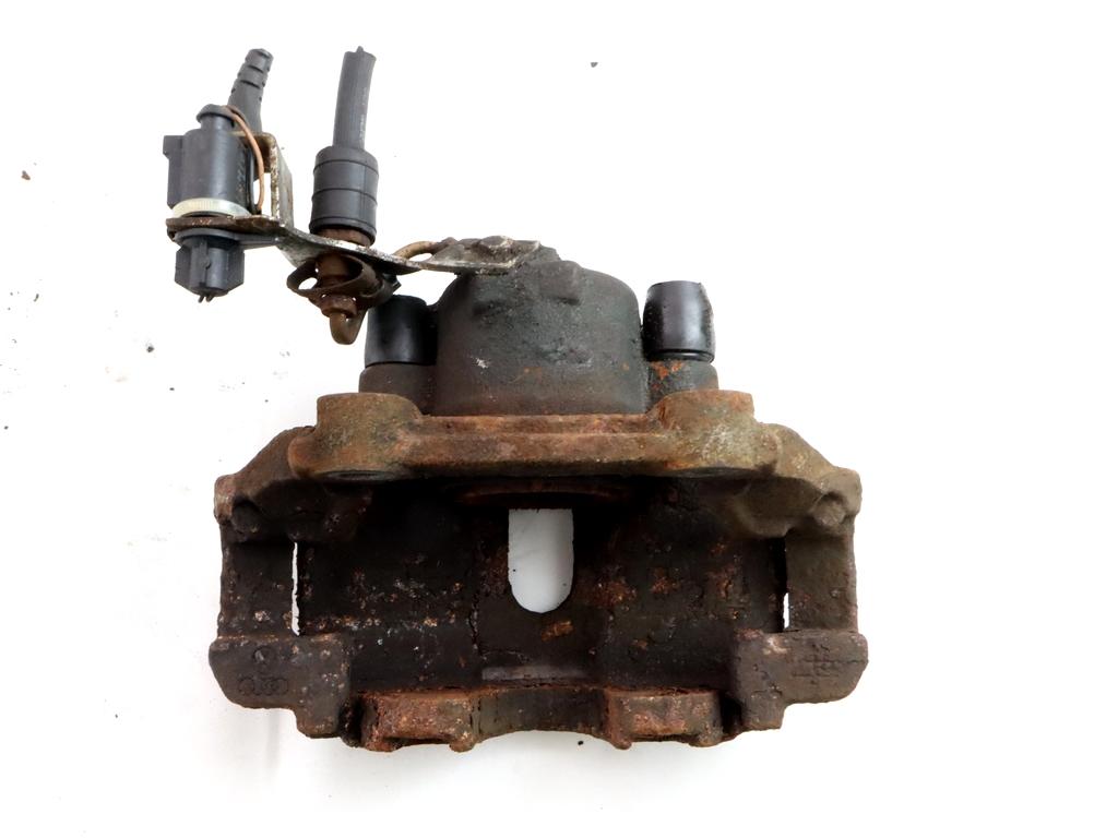 SPREDNJE DESNE ZAVORNE CELJUSTI  OEM N. 8E0615124A ORIGINAL REZERVNI DEL VOLKSWAGEN PASSAT B5.5 3B3 3B6 3BG R BER/SW (11/2000 - 2005) DIESEL LETNIK 2002