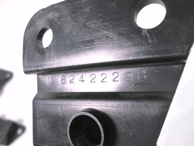 NOSILCI ZADNJEGA ODBIJACA  OEM N. 8L0807183D ORIGINAL REZERVNI DEL LANCIA DELTA 831 MK1 (1979 - 1994)BENZINA LETNIK 1979