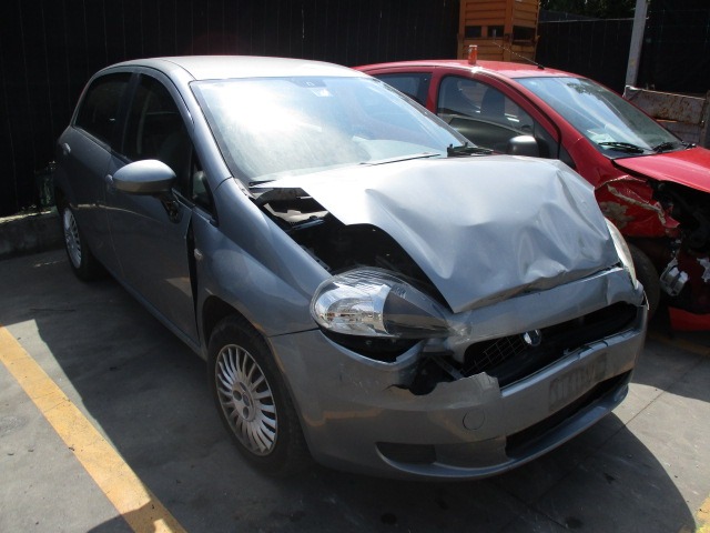 FIAT GRANDE PUNTO 1.3 D 66KW 6M 5P (2006) RICAMBI IN MAGAZZINO