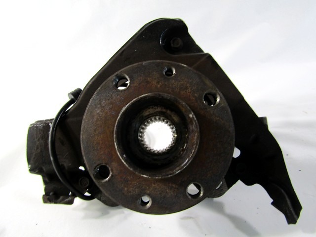 VRTLJIVI LEZAJ DESNO / PESTO KOLESA Z LEZAJEM SPREDAJ OEM N. 50702487 ORIGINAL REZERVNI DEL LANCIA Y YPSILON 843 (2003-2006) DIESEL LETNIK 2004