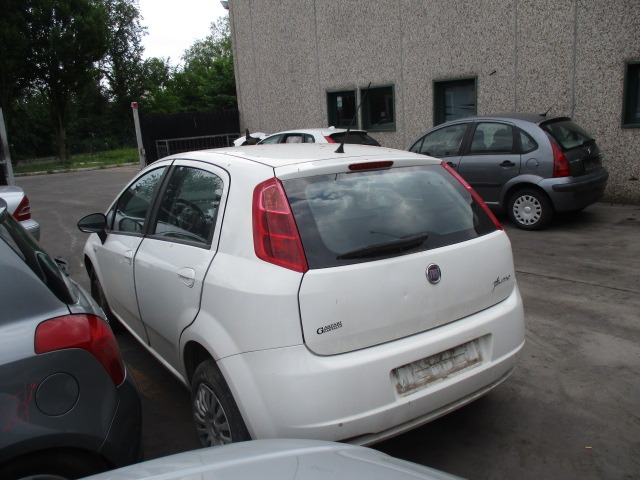 FIAT GRANDE PUNTO 1.4 G 57KW 5M 5P (2009) RICAMBI IN MAGAZZINO