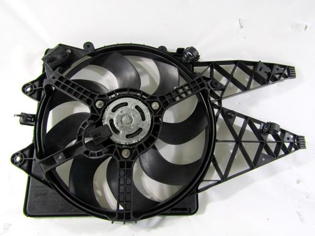 VENTILATOR HLADILNIKA OEM N. 871300200 ORIGINAL REZERVNI DEL FIAT GRANDE PUNTO 199 (2005 - 2012) DIESEL LETNIK 2008