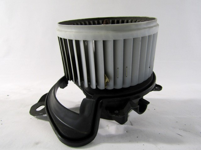 VENTILATOR  KABINE  OEM N. 5D3330100 ORIGINAL REZERVNI DEL FIAT GRANDE PUNTO 199 (2005 - 2012) DIESEL LETNIK 2008