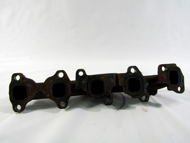 IZPUSNI KOLEKTOR OEM N. 73501340 ORIGINAL REZERVNI DEL FIAT GRANDE PUNTO 199 (2005 - 2012) DIESEL LETNIK 2008