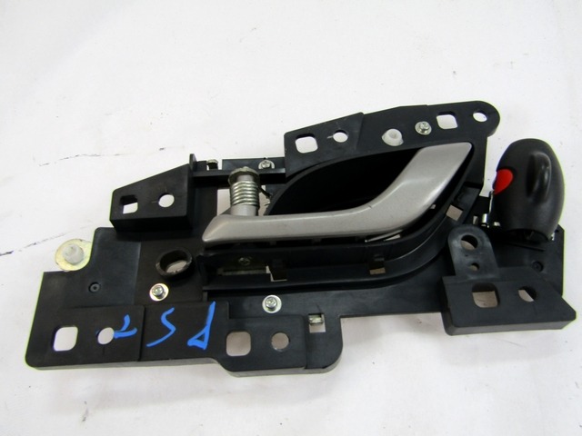 NOTRANJA KLJUKA  OEM N. 72660SMGE21ZB ORIGINAL REZERVNI DEL HONDA CIVIC FN FK FD FA MK8 (2006 - 2012)BENZINA LETNIK 2006