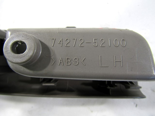 ZADNJE STIKALO OEM N. 74272-52100 ORIGINAL REZERVNI DEL TOYOTA URBAN CRUISER P1 (2009 - 2014) DIESEL LETNIK 2009