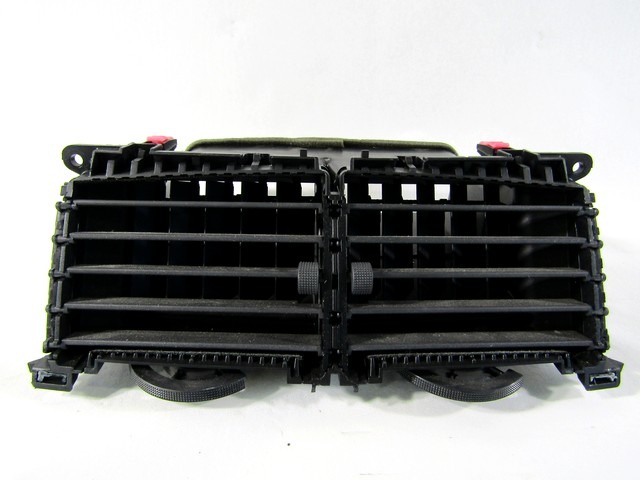 CENTRALNE PREZRACEVALNE SOBE  OEM N. 555641-2040  ORIGINAL REZERVNI DEL TOYOTA URBAN CRUISER P1 (2009 - 2014) DIESEL LETNIK 2009