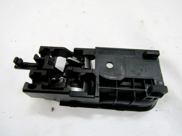 NOTRANJA KLJUKA  OEM N. 8311063J20LF1 ORIGINAL REZERVNI DEL SUZUKI SWIFT MZ EZ MK3 (2004 - 2010) DIESEL LETNIK 2006