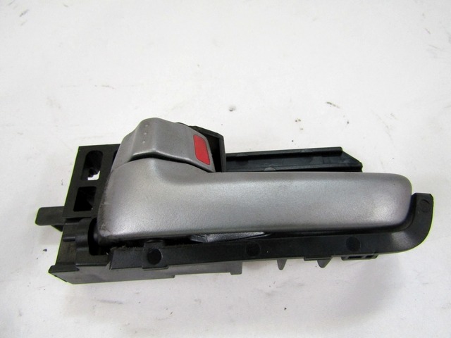 NOTRANJA KLJUKA  OEM N. 8313062J00S1S ORIGINAL REZERVNI DEL SUZUKI SWIFT MZ EZ MK3 (2004 - 2010) DIESEL LETNIK 2006