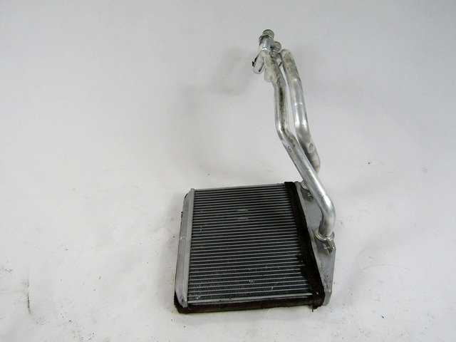 GRELEC RADIATORJA OEM N. 164210100 ORIGINAL REZERVNI DEL FIAT GRANDE PUNTO 199 (2005 - 2012) DIESEL LETNIK 2006