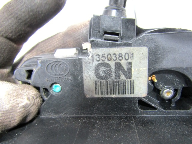 CENTRALNO ZAKLEPANJE PREDNIH LEVIH VRAT OEM N. 13503801 ORIGINAL REZERVNI DEL OPEL INSIGNIA A G09 (2008 - 2017)DIESEL LETNIK 2010