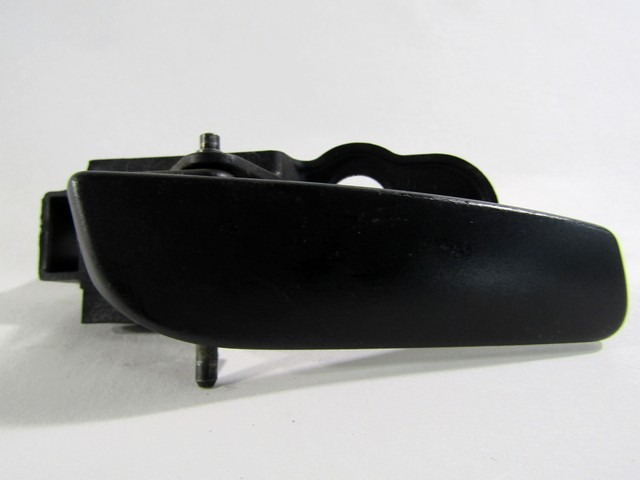 NOTRANJA KLJUKA  OEM N. 735460746 ORIGINAL REZERVNI DEL FIAT FIORINO 225 (2007 - 2016) BENZINA/METANO LETNIK 2010