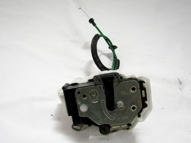 CENTRALNI ZAKLEP SPREDNJIH VRAT  OEM N. 50513051 ORIGINAL REZERVNI DEL ALFA ROMEO 159 939 BER/SW (2005 - 2013) DIESEL LETNIK 2008