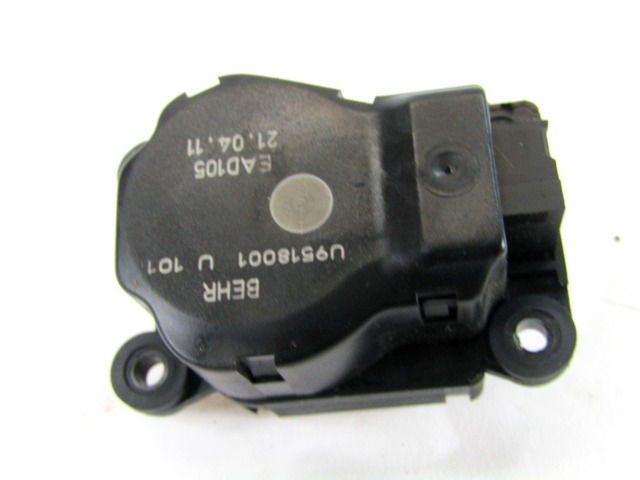 MOTORCEK OGREVANJA OEM N. U9518001 ORIGINAL REZERVNI DEL OPEL ASTRA J P10 5P/3P/SW (2010 - 2015) DIESEL LETNIK 2011