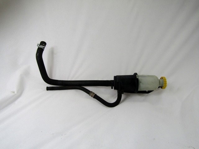 REZERVOAR CRPALKA  SERVO VOLAN OEM N. 04743067AB ORIGINAL REZERVNI DEL CHRYSLER VOYAGER/GRAN VOYAGER RG RS MK4 (2001 - 2007) DIESEL LETNIK 2001