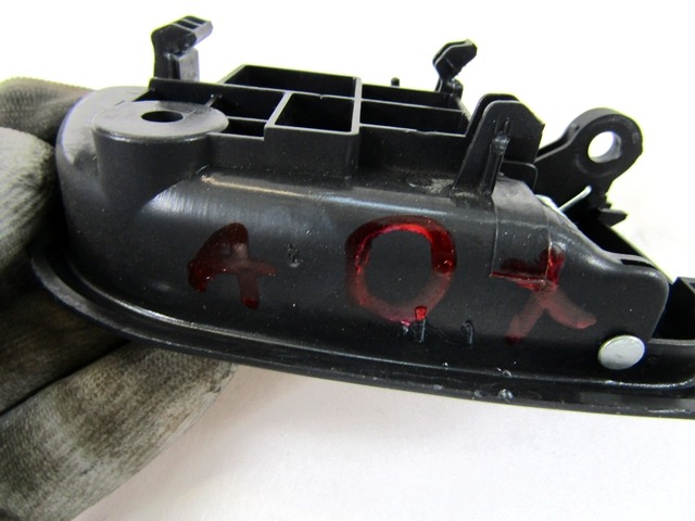 NOTRANJA KLJUKA  OEM N. 82620-07000 ORIGINAL REZERVNI DEL KIA PICANTO SA BA MK1 R (2008 - 2011) BENZINA LETNIK 2011