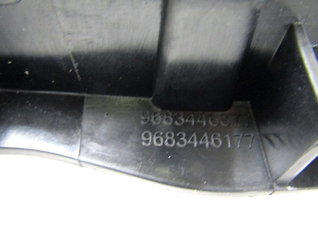 NOTRANJA KLJUKA  OEM N. 9683446877 ORIGINAL REZERVNI DEL PEUGEOT 3008 MK1 0U (2009 - 2016) DIESEL LETNIK 2010