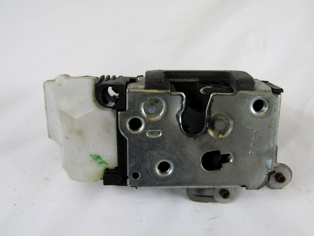 CENTRALNI ZAKLEP SPREDNJIH VRAT  OEM N. 46800415 ORIGINAL REZERVNI DEL ALFA ROMEO 147 937 R (2005 - 2010) DIESEL LETNIK 2007