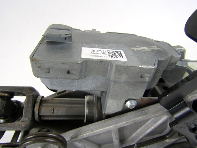 VOLANSKI DROG OEM N. P31429460 ORIGINAL REZERVNI DEL VOLVO V40 MK1 525 526 (2012 - 2016)BENZINA LETNIK 2015