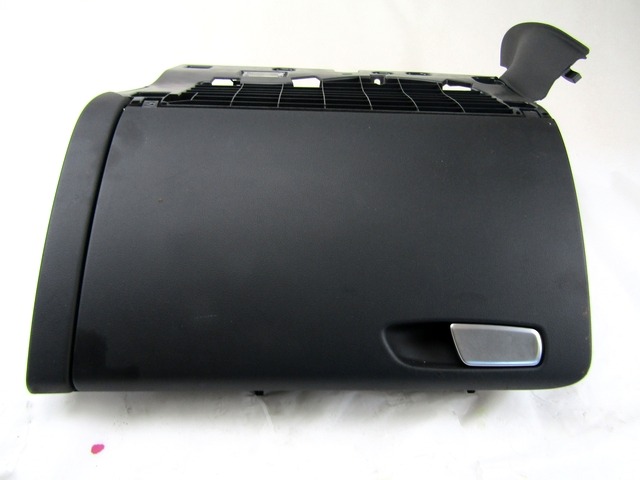 PREDAL ZA DOKUMENTE OEM N. 8K1857035 ORIGINAL REZERVNI DEL AUDI A4 B8 8K2 BER/SW/CABRIO (2007 - 11/2015) DIESEL LETNIK 2008