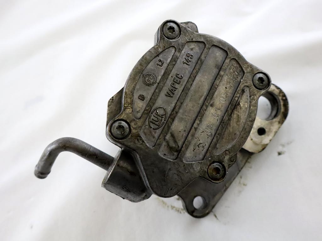 VAKUUM CRPALKA OEM N. 11667790866 ORIGINAL REZERVNI DEL MINI ONE / COOPER / COOPER S R50 R52 R53 (2001-2006) DIESEL LETNIK 2004