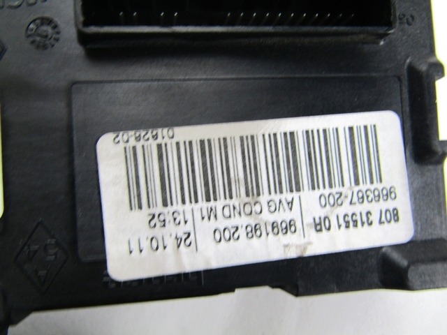 DVIZNI MEHANIZEM SPREDNIH STEKEL  OEM N. 807315510R 0130822479 ORIGINAL REZERVNI DEL RENAULT MEGANE MK3 BZ0/1 B3 DZ0/1 KZ0/1 BER/SPORTOUR/ESTATE (2009 - 2015) DIESEL LETNIK 2011