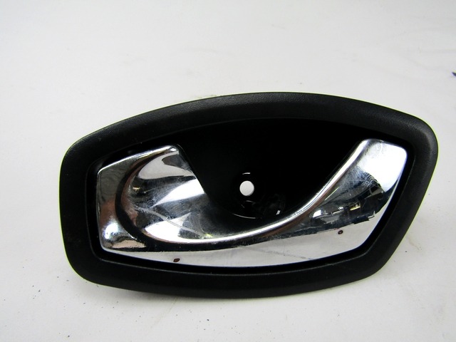 NOTRANJA KLJUKA  OEM N. 826730001R ORIGINAL REZERVNI DEL RENAULT MEGANE MK3 BZ0/1 B3 DZ0/1 KZ0/1 BER/SPORTOUR/ESTATE (2009 - 2015) DIESEL LETNIK 2011