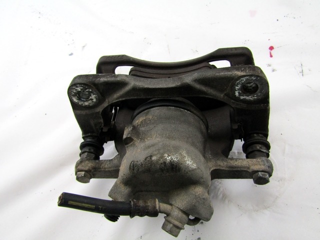 SPREDNJE DESNE ZAVORNE CELJUSTI  OEM N. 71750079 ORIGINAL REZERVNI DEL FIAT SEDICI FY (2006 - 4/2009) DIESEL LETNIK 2007