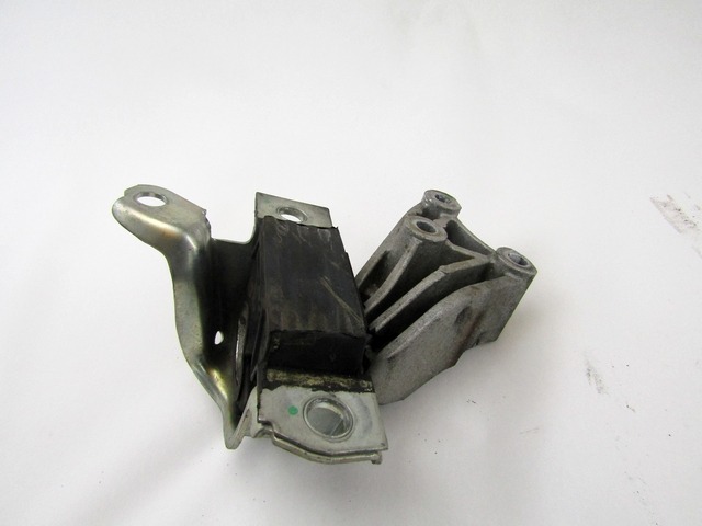 NOSILCI MOTORJA/DRUGO OEM N. 51757887 ORIGINAL REZERVNI DEL LANCIA MUSA 350 R (09/2007 - 8/2013) BENZINA LETNIK 2008