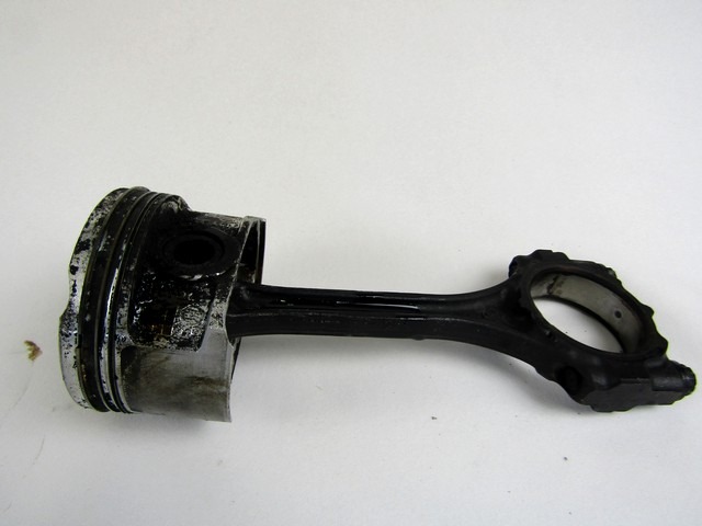 BAT ROCICNE GREDI/ OEM N. 1310140021 ORIGINAL REZERVNI DEL DAIHATSU SIRION MK2 (2005 - 08/2012)BENZINA/GPL LETNIK 2009