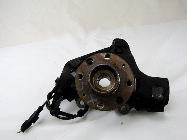 LEVI VRTLJIVI LEZAJ / PESTO KOLESA Z LEZAJEM SPREDAJ OEM N. 51776380 51881463 ORIGINAL REZERVNI DEL FIAT PUNTO 199 MK3 (2011 - 2017)DIESEL LETNIK 2012