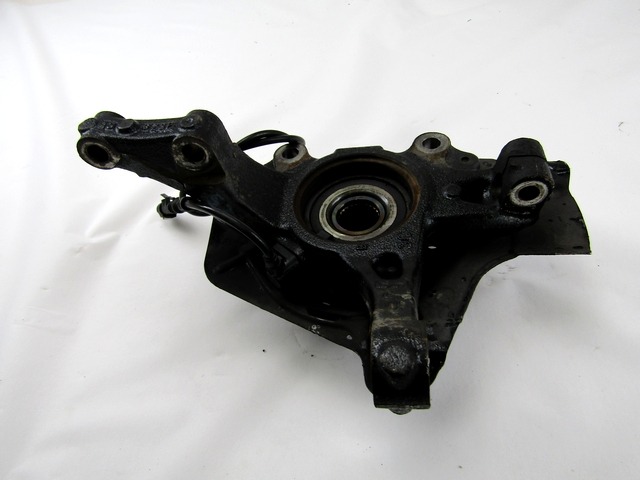 LEVI VRTLJIVI LEZAJ / PESTO KOLESA Z LEZAJEM SPREDAJ OEM N. 51776380 51881463 ORIGINAL REZERVNI DEL FIAT PUNTO 199 MK3 (2011 - 2017)DIESEL LETNIK 2012