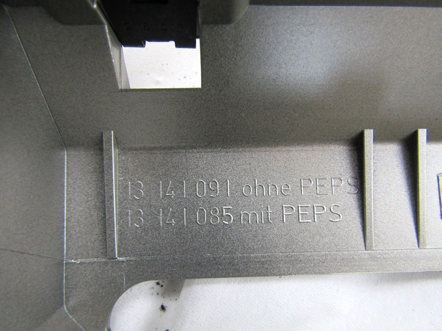 ARMATURNA PLOSCA S POMISLJAJI OEM N. 13141091 24465731 ORIGINAL REZERVNI DEL OPEL ASTRA H A04 L48 L08 L35 L67 R 5P/3P/SW (2007 - 2010) DIESEL LETNIK 2008