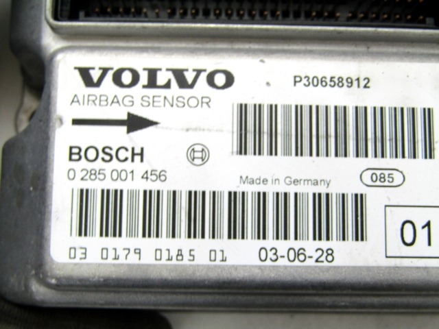 KIT AIRBAG KOMPLET OEM N. 16082 KIT AIRBAG COMPLETO ORIGINAL REZERVNI DEL VOLVO V70 MK2 285 (2000 - 2007) DIESEL LETNIK 2004