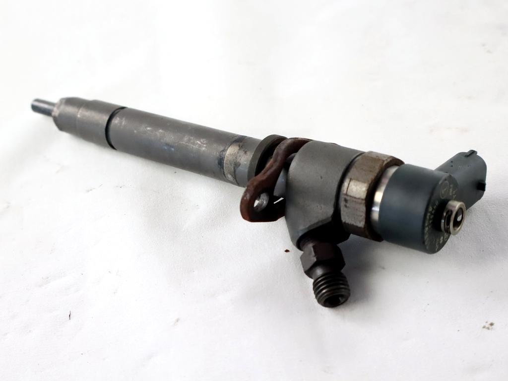 INJEKTORJI DIESEL OEM N. 0445110078 8658351 ORIGINAL REZERVNI DEL VOLVO V70 MK2 285 (2000 - 2007) DIESEL LETNIK 2004