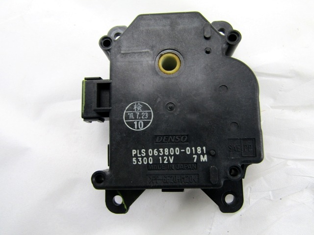 MOTORCEK OGREVANJA OEM N. 063800-0181 ORIGINAL REZERVNI DEL TOYOTA URBAN CRUISER P1 (2009 - 2014) DIESEL LETNIK 2010