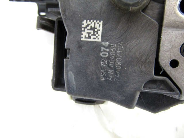 CENTRALNI ZAKLEP SPREDNJIH VRAT  OEM N. 9800616580 ORIGINAL REZERVNI DEL PEUGEOT 308 4A 4B 4C 4E 4H MK1 BER/SW/CC (2007 - 2013) DIESEL LETNIK 2011