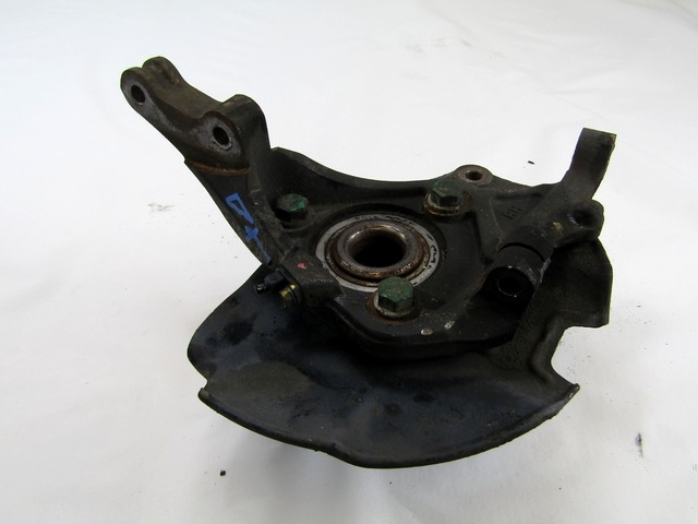 VRTLJIVI LEZAJ DESNO / PESTO KOLESA Z LEZAJEM SPREDAJ OEM N. 517164D000 517504D000 ORIGINAL REZERVNI DEL KIA CARNIVAL VQ MK2 (2006 - 2014)DIESEL LETNIK 2009