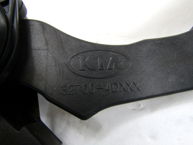 PEDALI OEM N. 327004D000 ORIGINAL REZERVNI DEL KIA CARNIVAL VQ MK2 (2006 - 2014)DIESEL LETNIK 2009