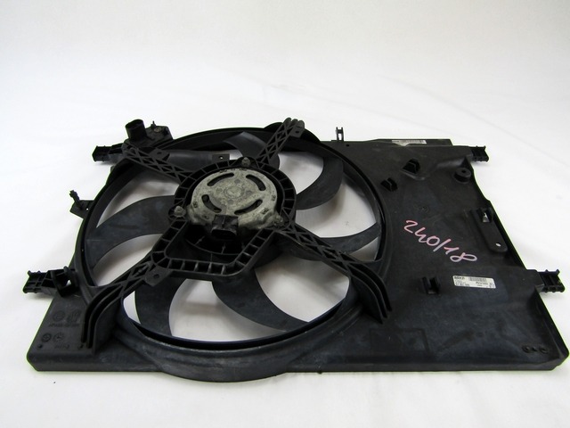 VENTILATOR HLADILNIKA OEM N. 51805805 ORIGINAL REZERVNI DEL FIAT FIORINO 225 (2007 - 2016) BENZINA/METANO LETNIK 2010