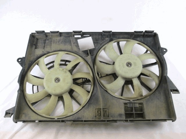 VENTILATOR HLADILNIKA OEM N. 52014618AE ORIGINAL REZERVNI DEL JEEP CHEROKEE MK5 KL (DAL 2013) DIESEL LETNIK 2016