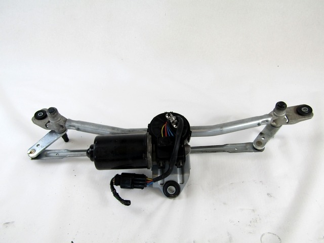 MOTORCEK PREDNJIH BRISALCEV OEM N. 981102S000 ORIGINAL REZERVNI DEL HYUNDAI IX35 LM EL ELH (2009 - 2015)DIESEL LETNIK 2010