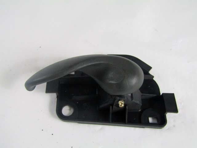 NOTRANJA KLJUKA  OEM N. 735268773 ORIGINAL REZERVNI DEL FIAT PUNTO 188 MK2 R (2003 - 2011) BENZINA LETNIK 2006