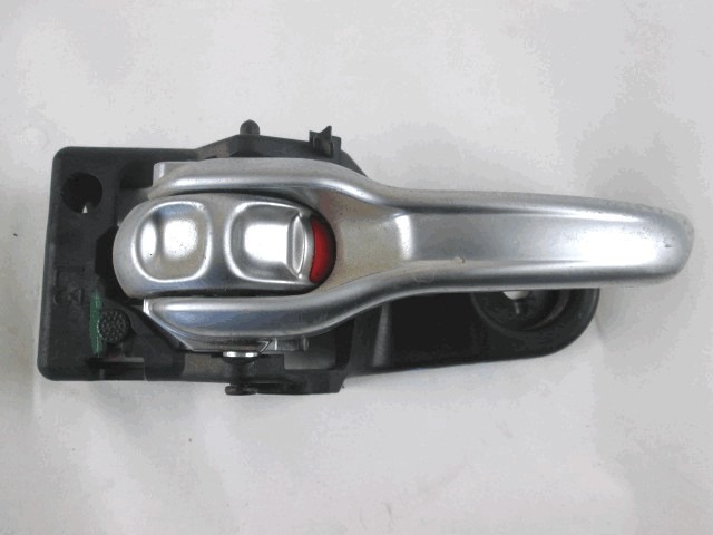 NOTRANJA KLJUKA  OEM N. 68227251AA ORIGINAL REZERVNI DEL JEEP CHEROKEE MK5 KL (DAL 2013) DIESEL LETNIK 2016