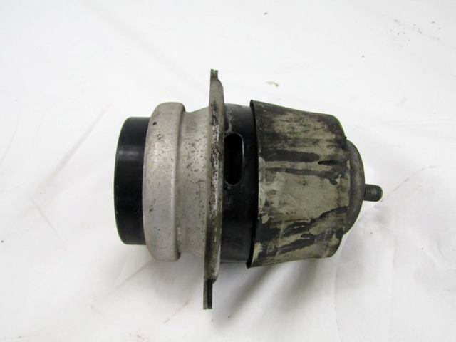 NOSILCI MOTORJA/DRUGO OEM N. 7L8199131A ORIGINAL REZERVNI DEL AUDI Q7 4L (2005 - 2015) DIESEL LETNIK 2007