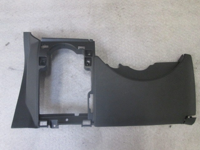 MONTA?NI DELI /  ARMATURNE PLOSCE SPODNJI OEM N. 13204947 ORIGINAL REZERVNI DEL OPEL CORSA D S07 (2006 - 2011) DIESEL LETNIK 2008