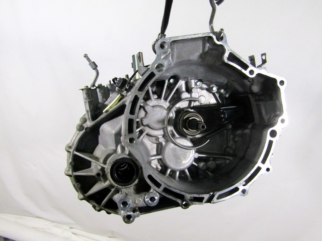 ROCNI MENJALNIK OEM N. A6011701XH A60117151A A6011711C ORIGINAL REZERVNI DEL MAZDA 6 GG GY (2003-2008) DIESEL LETNIK 2007