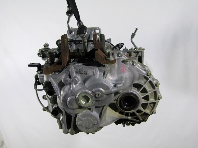 ROCNI MENJALNIK OEM N. A6011701XH A60117151A A6011711C ORIGINAL REZERVNI DEL MAZDA 6 GG GY (2003-2008) DIESEL LETNIK 2007