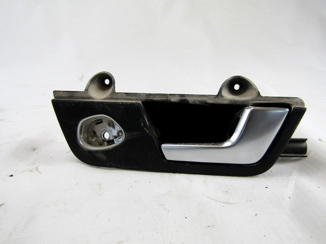 NOTRANJA KLJUKA  OEM N. 8E0839020 ORIGINAL REZERVNI DEL AUDI A4 B7 8EC 8ED 8HE BER/SW/CABRIO (2004 - 2007) DIESEL LETNIK 2006