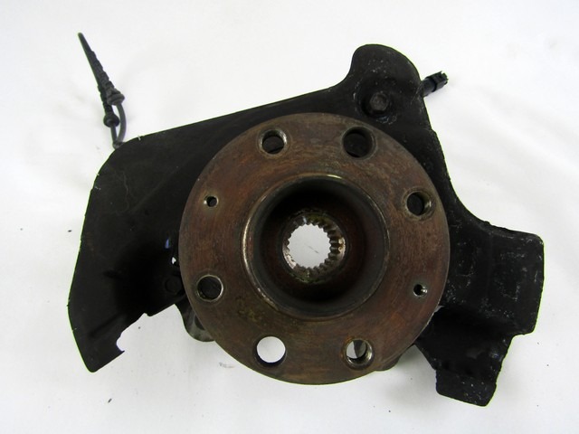 LEVI VRTLJIVI LEZAJ / PESTO KOLESA Z LEZAJEM SPREDAJ OEM N. 51776378 ORIGINAL REZERVNI DEL FIAT GRANDE PUNTO 199 (2005 - 2012) BENZINA/GPL LETNIK 2009